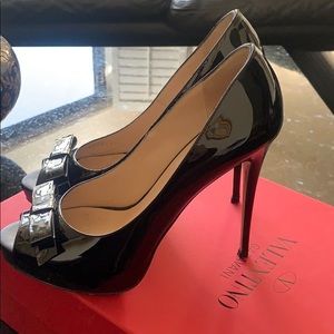 Valentino Black Patent leather heels
